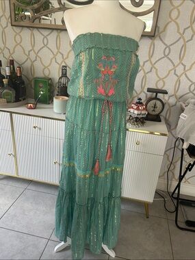 Boho Strapless Maxi Dress with Embroidered Front